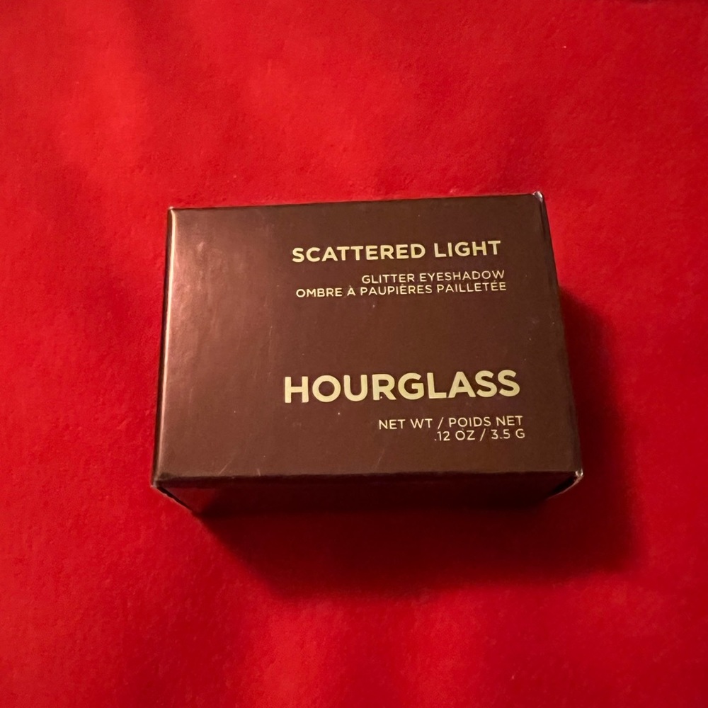 HOURGLASS EYESHADOW